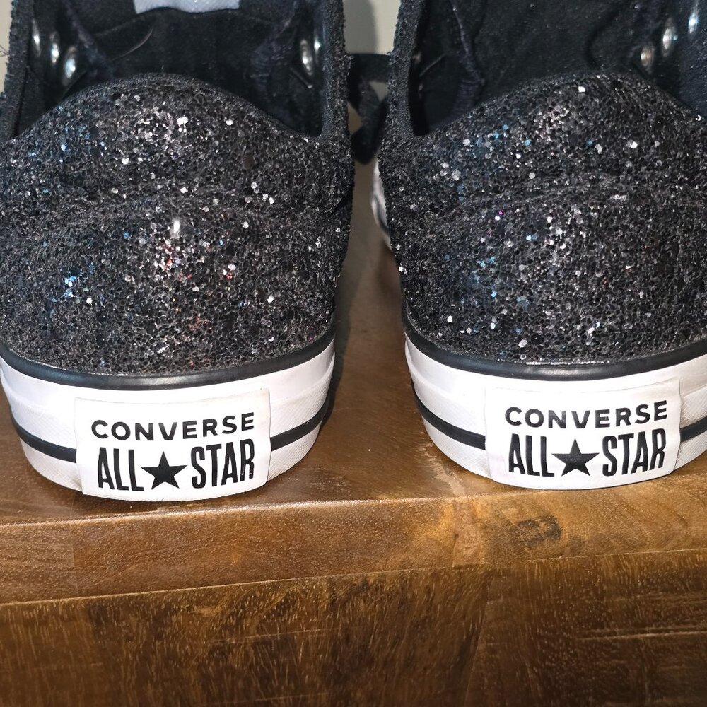 Size 9.5 Sparkle Black Converse low tops